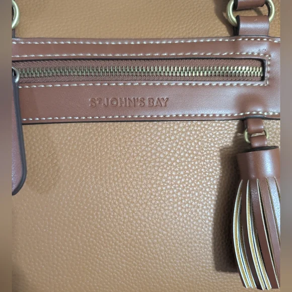 St. John's Bay Quincy 4 Poster Shoulder Bag - Picture 7 of 11